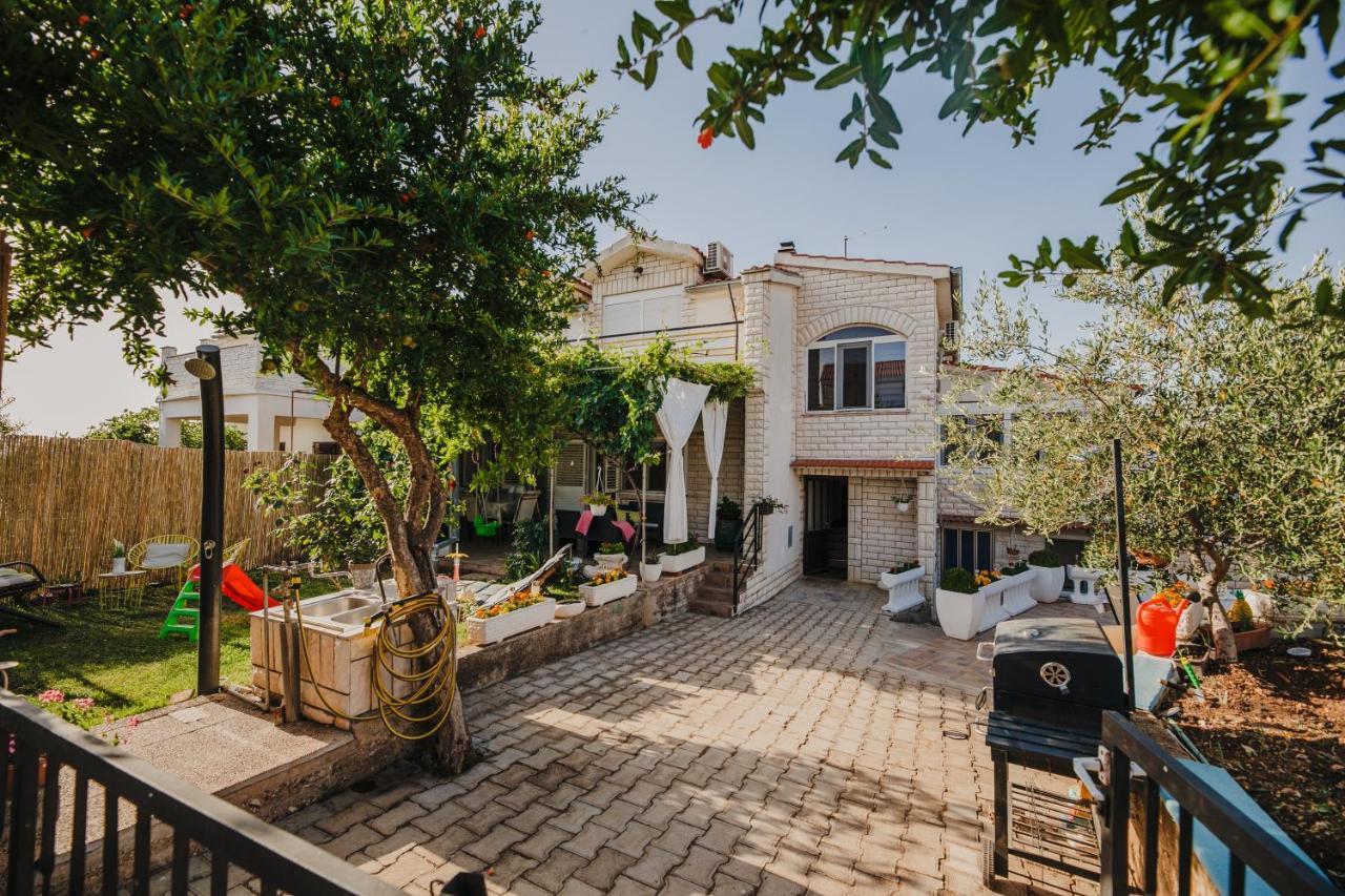 שיבניק Studio Apartmant Tonka מראה חיצוני תמונה