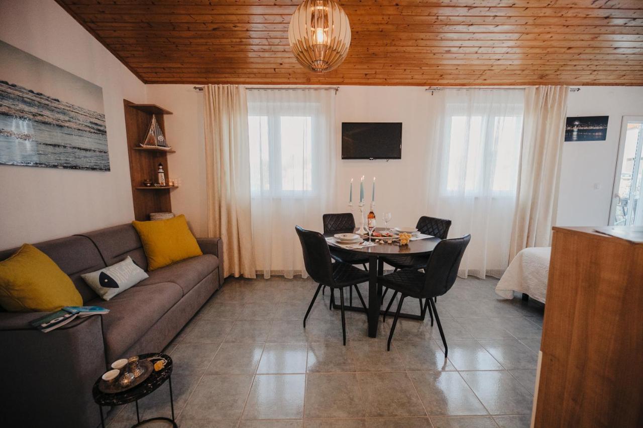 שיבניק Studio Apartmant Tonka מראה חיצוני תמונה