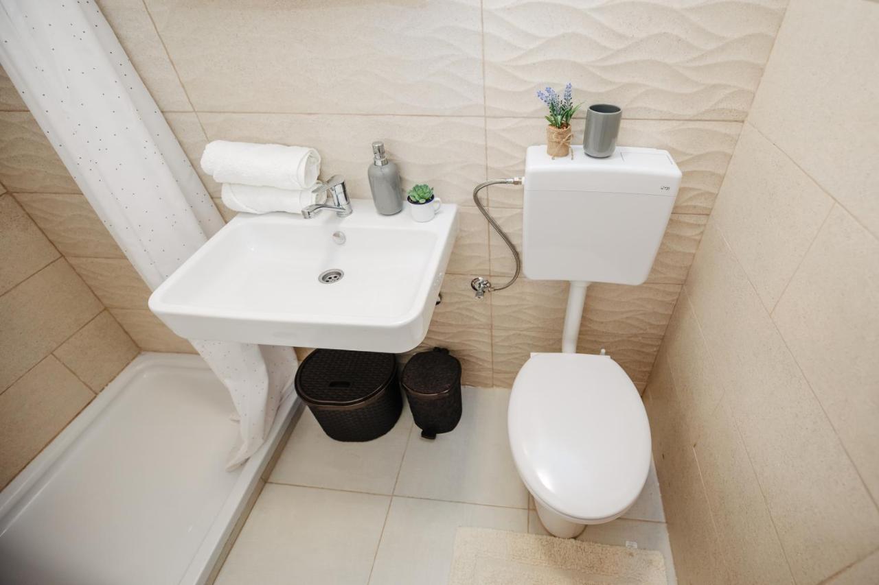 שיבניק Studio Apartmant Tonka מראה חיצוני תמונה